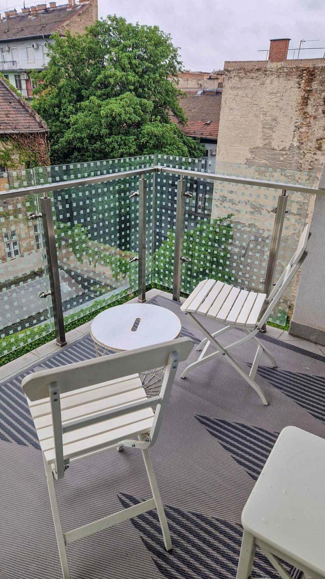 Dob36 Apartment With Free Private Parking And Balcony Budapest Exteriör bild